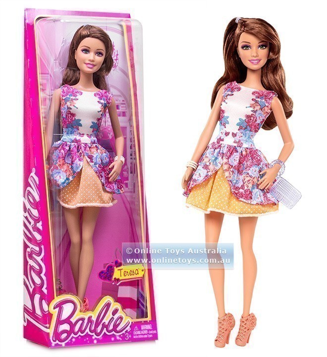 Barbie - Fashionistas Doll - Teresa with Floral Dress BCN36