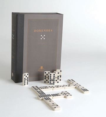 Bookshelf Games - Dominoes