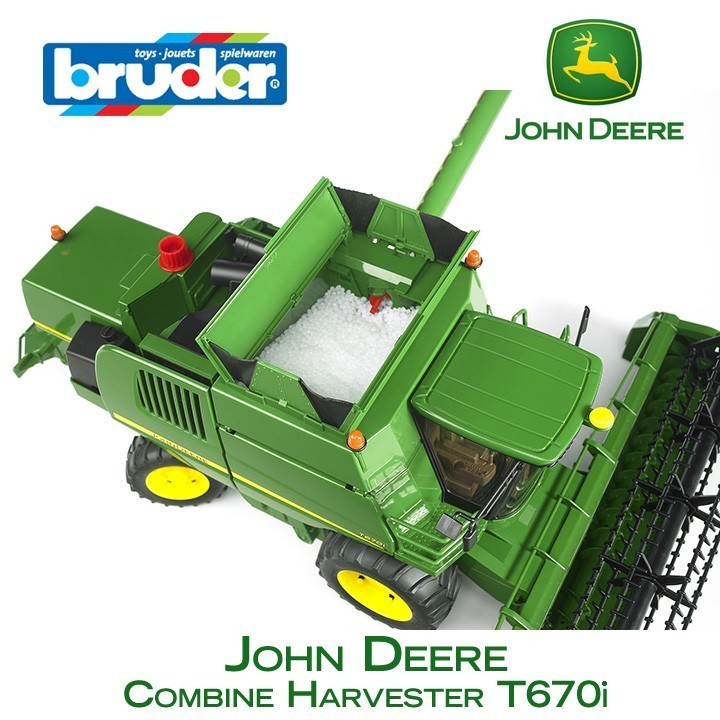 Bruder - John Deere Combine Harvester T670i