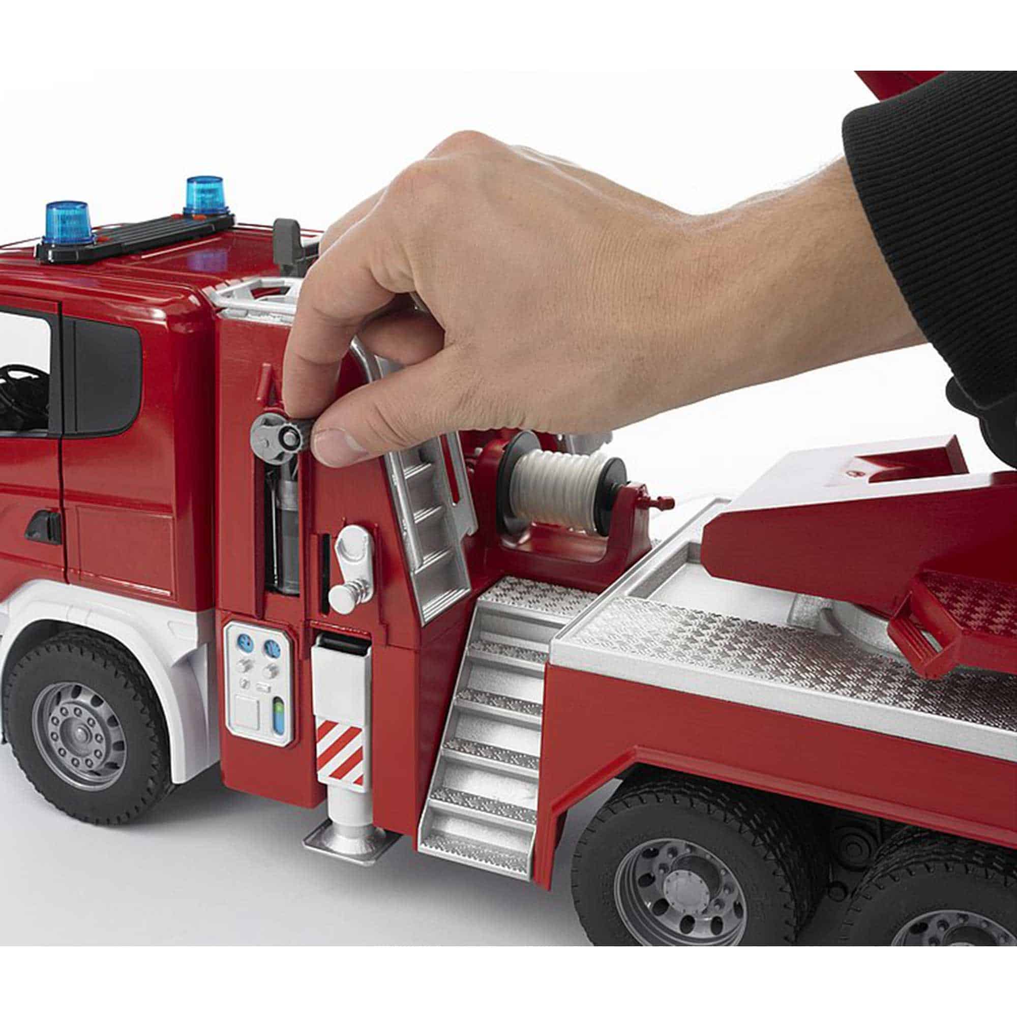 Bruder - Scania R-Series Fire Engine with Water Pump
