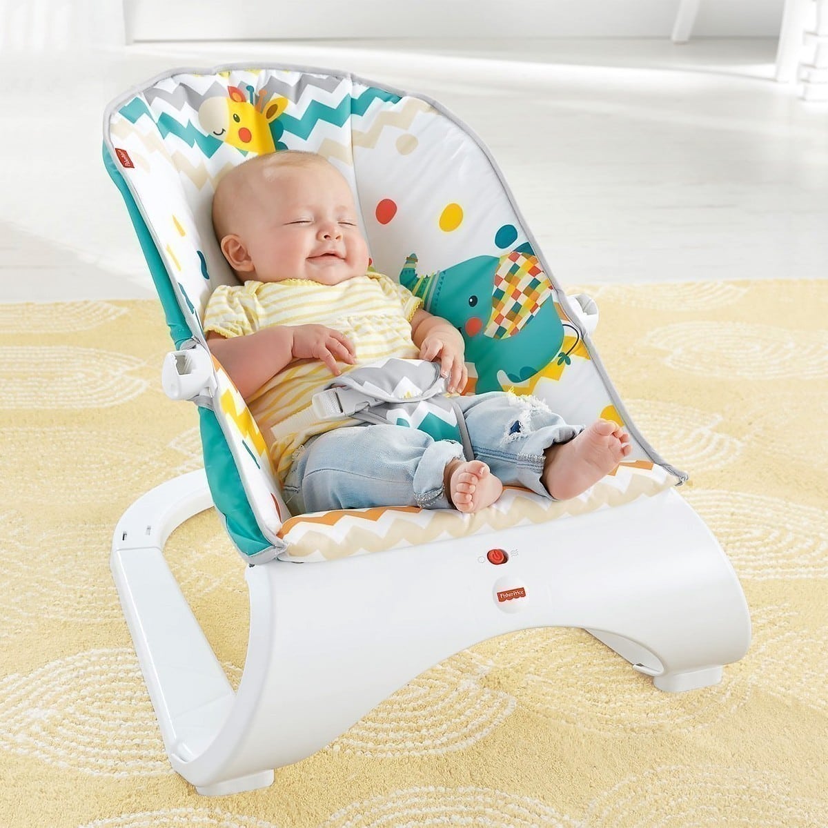 Fisher Price - Colourful Carnival Comfort Curve Bouncer