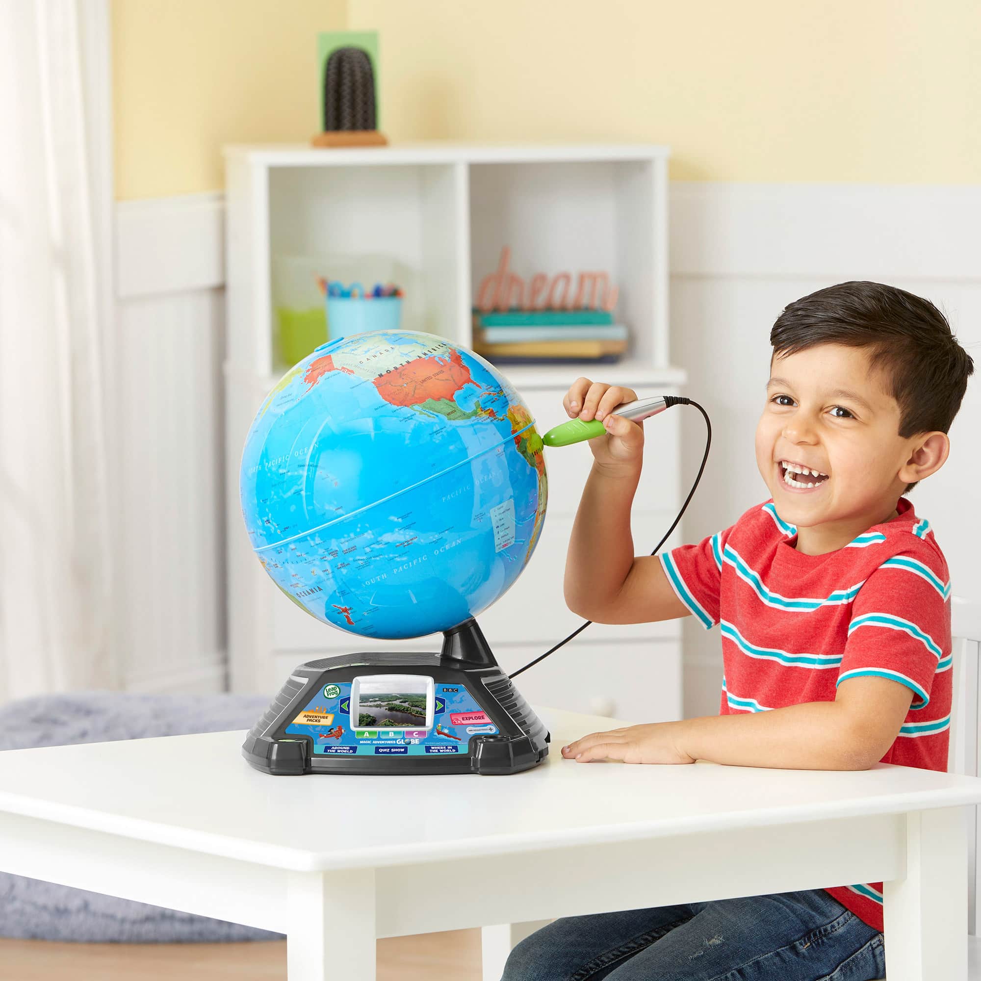 LeapFrog - Magic Adventures Globe