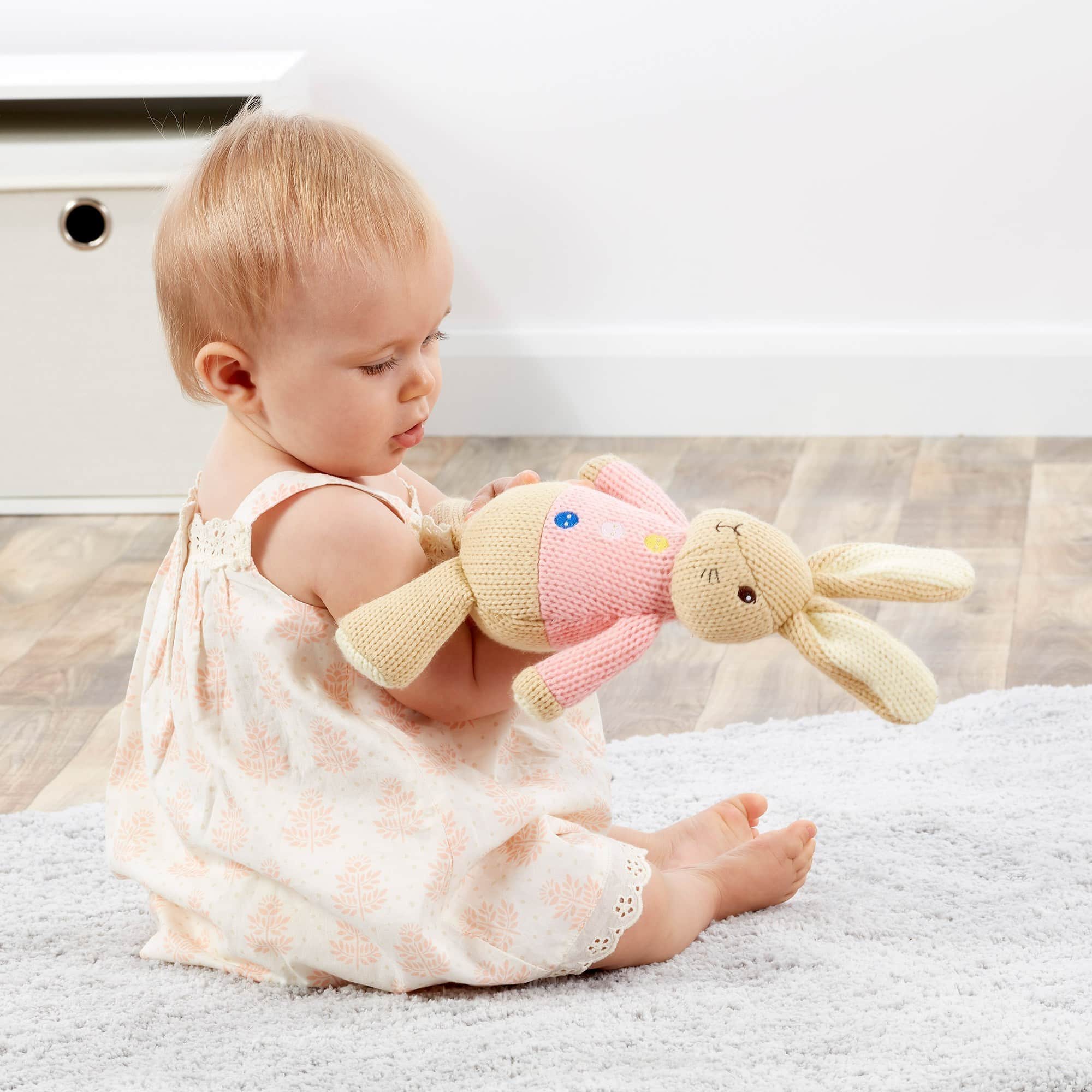 Peter Rabbit - Flopsy Made With Love Knitted Plush