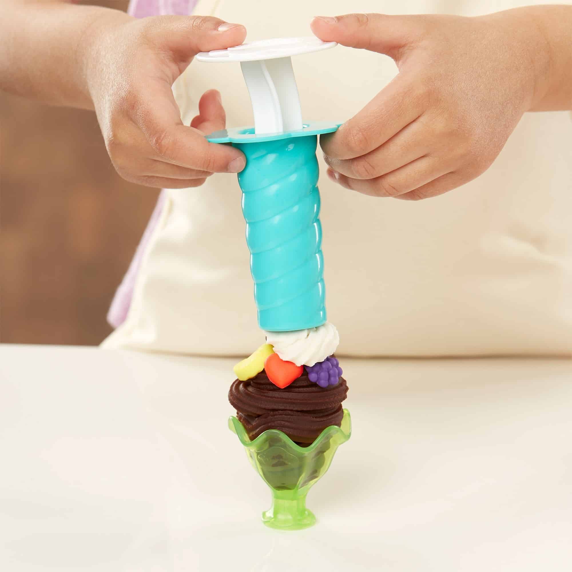 PlayDoh Kitchen Creations Ultimate Swirl Ice Cream Maker Play Food
