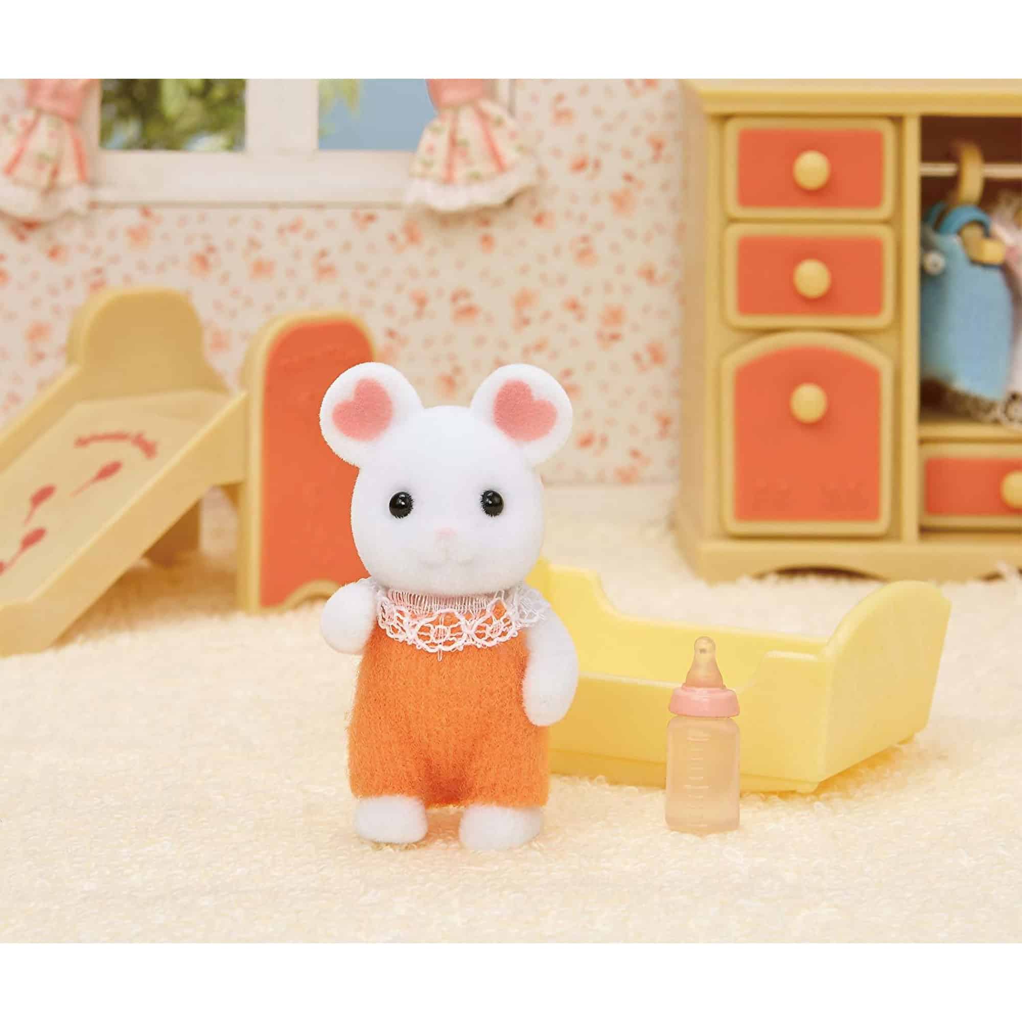 Sylvanian Families - Marshmallow Mouse Baby SF5336