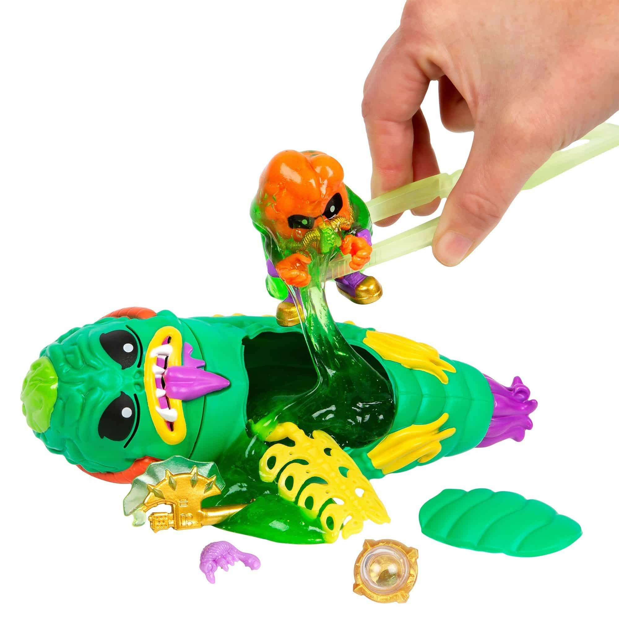  Treasure X Aliens - Dissection Kit with Slime, Action Figure,  and Treasure : Toys & Games