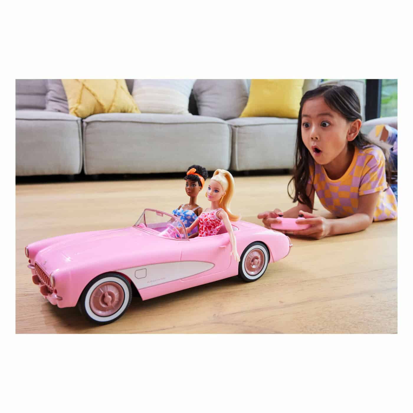 Hot Wheels - RC Barbie Corvette2