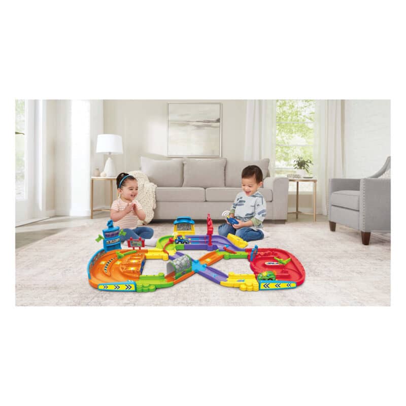 Vtech - Toot Toot Drivers - Super Circuit RC Raceway1