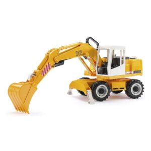 Bruder-Liebherr-912-Wheeled-Excavator