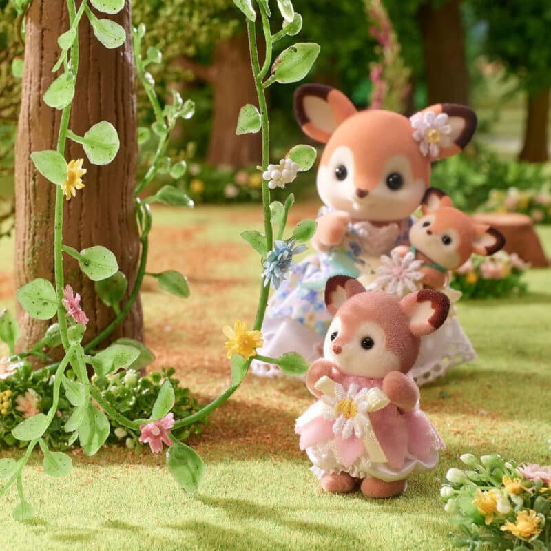 Sylvanian Families - Deer Babies Floral Swing Playset with Accessories2